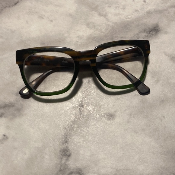 SEE - Picture 5 of 16